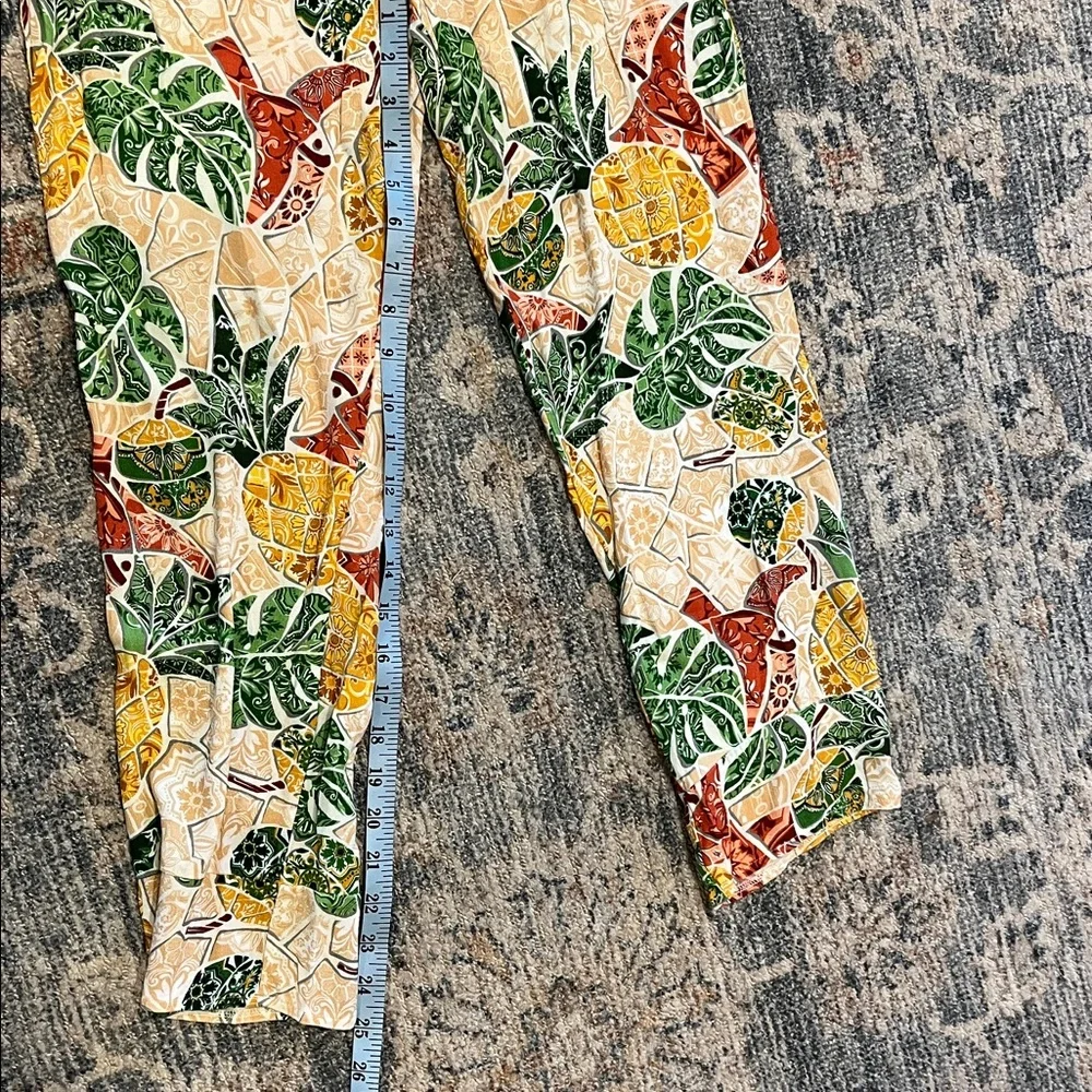 FARM Rio Anthropologie Mosaic Tapered Pants Green Tropical Size Small - Picture 7 of 13